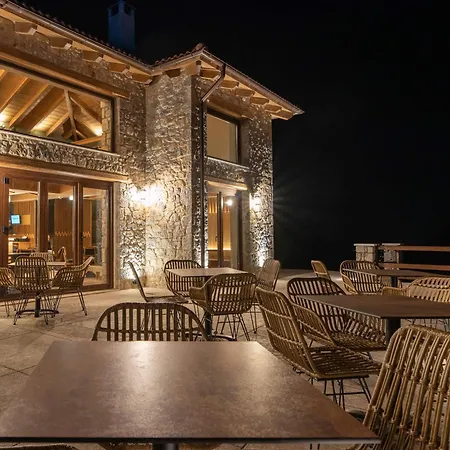 Aparthotel 5 ραχες/5 Raches